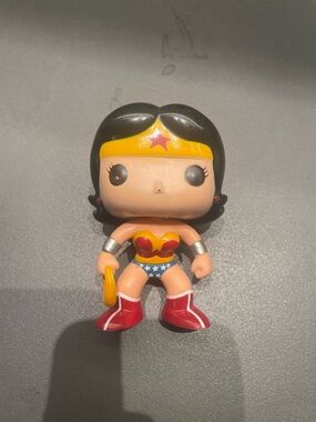 Funko Pop! Wonder Woman Vinyl Figure - Red, Blue, Goldie